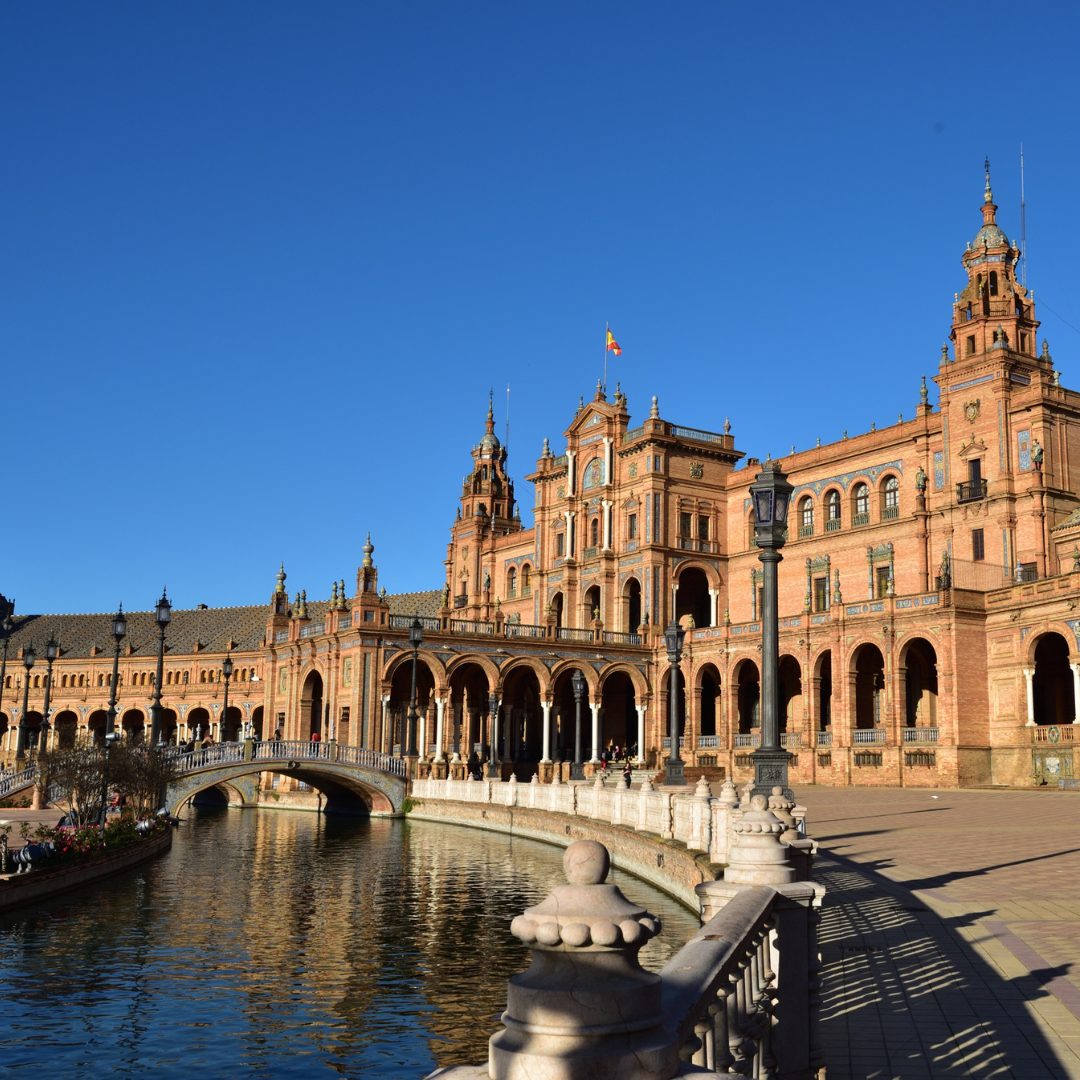 Misterios en la Plaza de España